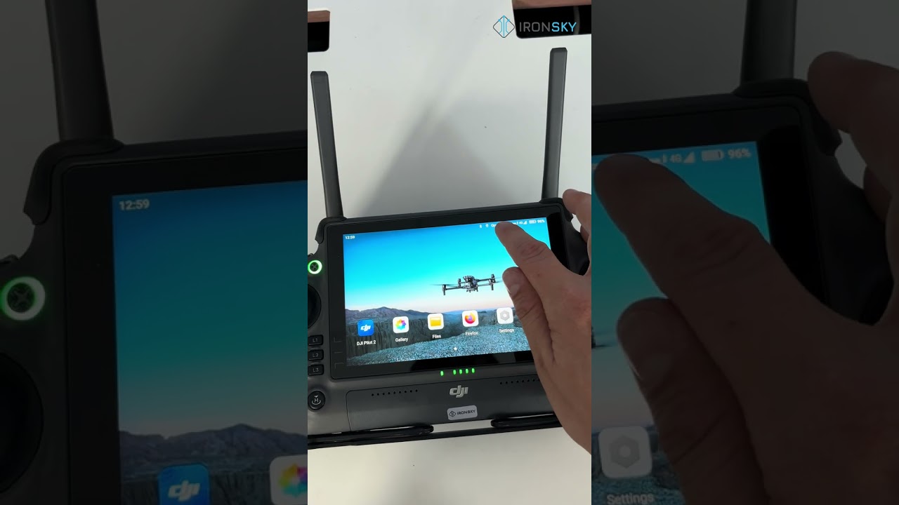 Jak działa DJI Cellular Dongle 4G? Jak zamontować modem w DJI RC Plus oraz w DJI RC Pro Enterprise?