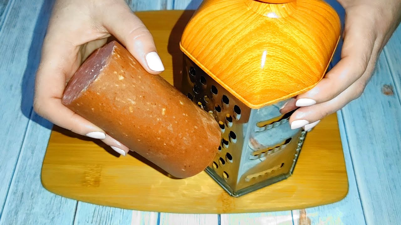 Просто натрите КОЛБАСУ на терке и приготовьте Вкуснейший Завтрак! Нереально вкусно и очень быстро!
