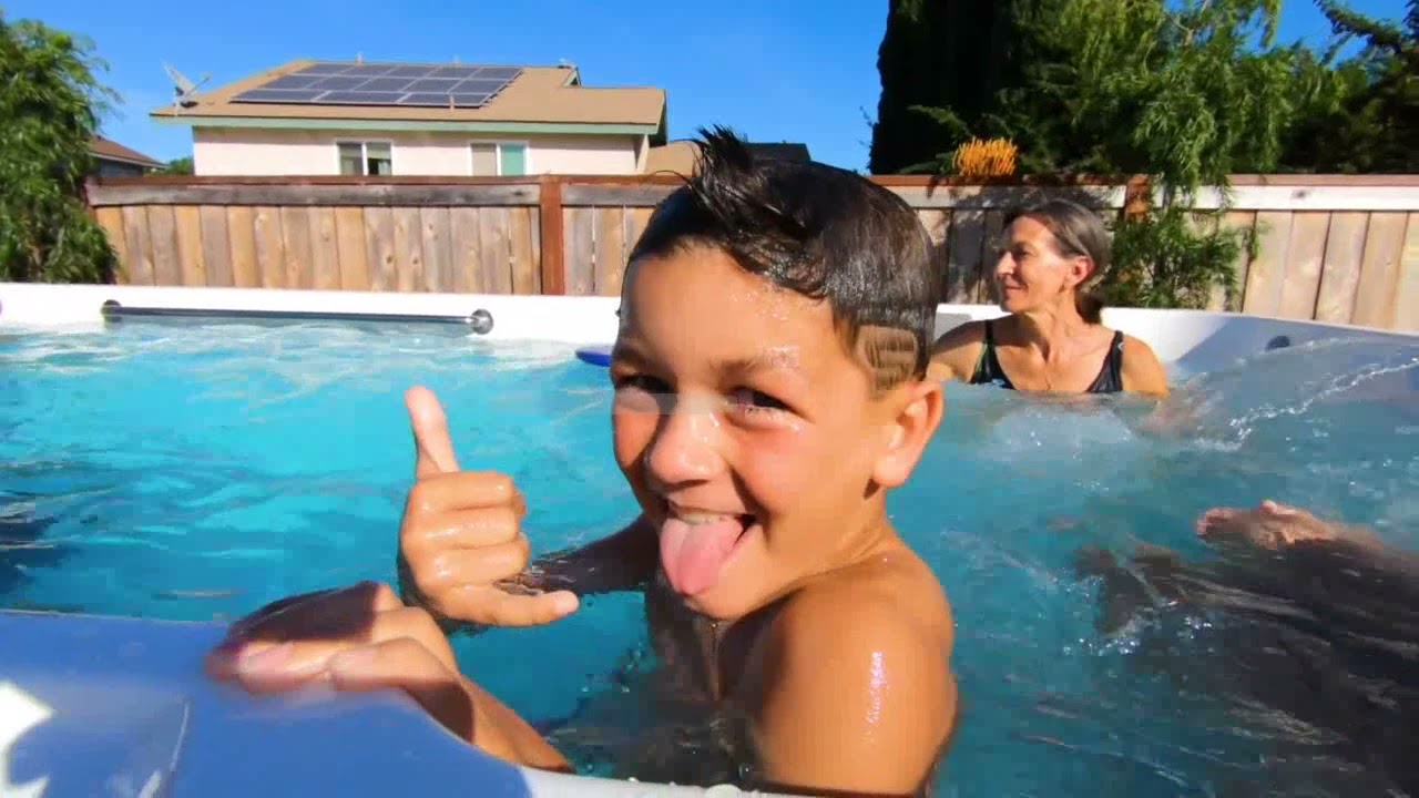 Fastlane Pools R500 2020 Video
