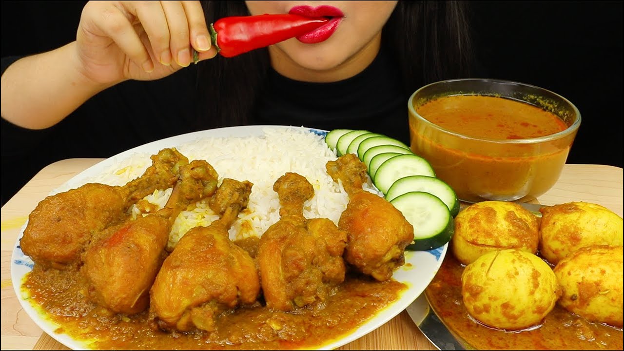 EATING SPICY CHICKEN CURRY, EGG CURRY  WITH BASMATI RICE | BIG BITES | INDIAN FOOD MUKBANG