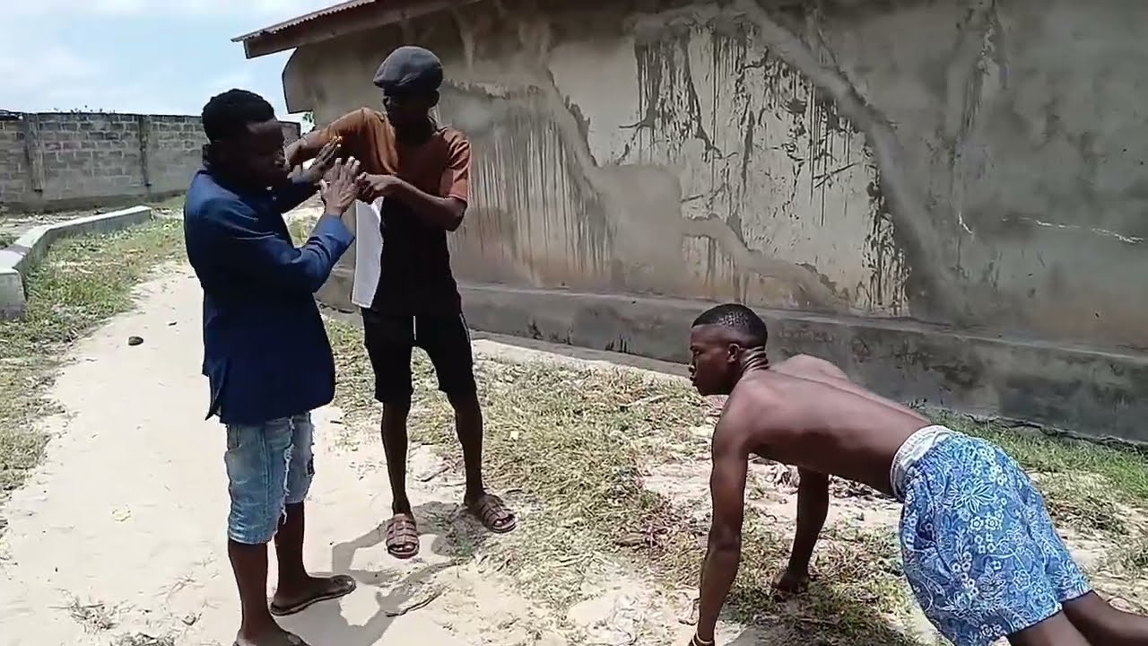 #Ila kujiamini kukizidi🤣🤣🤣🤣#Wayahudicomedian#Steve mweusi#Alikiba#Ndaro#Reonardo#funny 