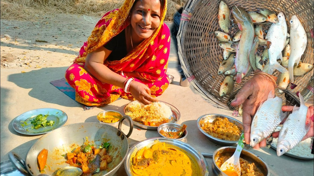 Fish catching and eating in village style 🥰