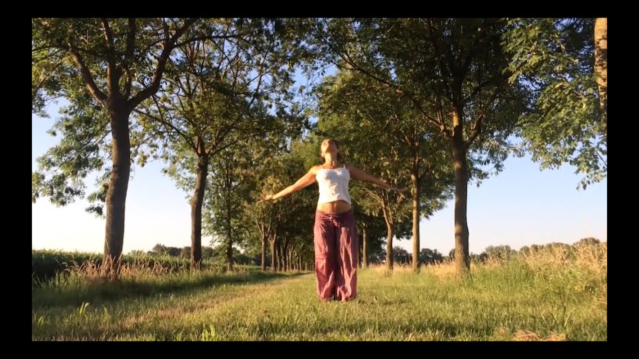 Liz Cirelli - Ultra Violet Awakens (Official Video)