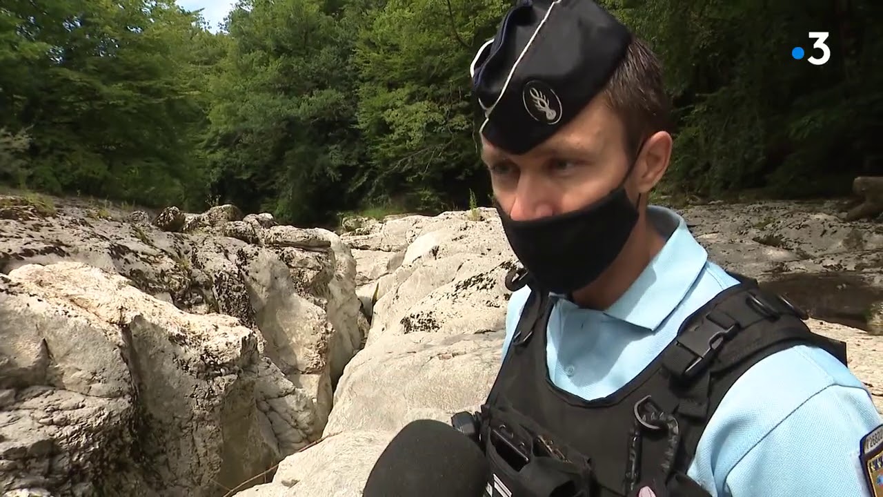 Haute-Savoie : le coup de gueule du maire de Lovagny contre les baigneurs du Fier