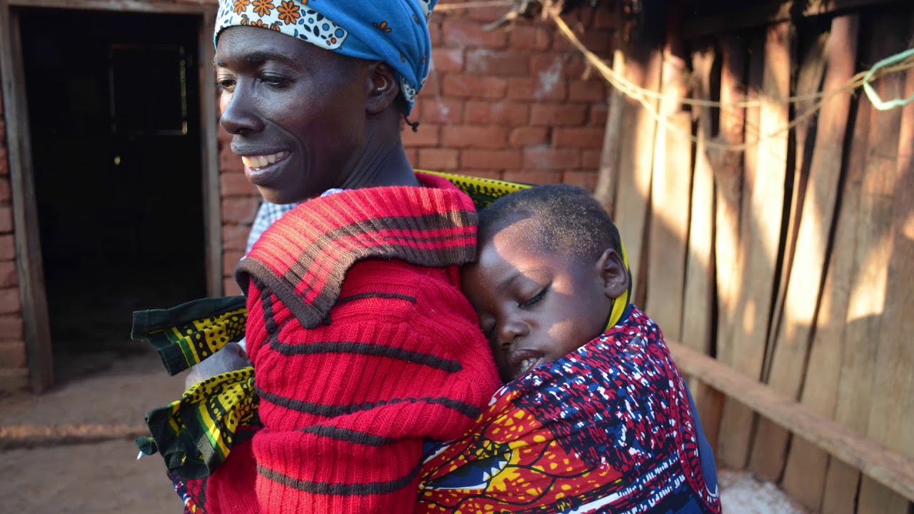 Global Volunteers: A Mother's Day | A Day in Evelin's Life |