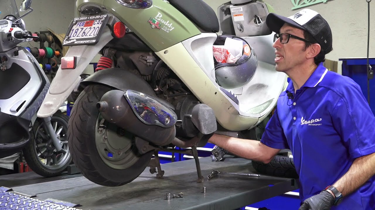 Scooterwest is Hiring & Robot Changes a Rear Tire on a Genuine Buddy Scooter