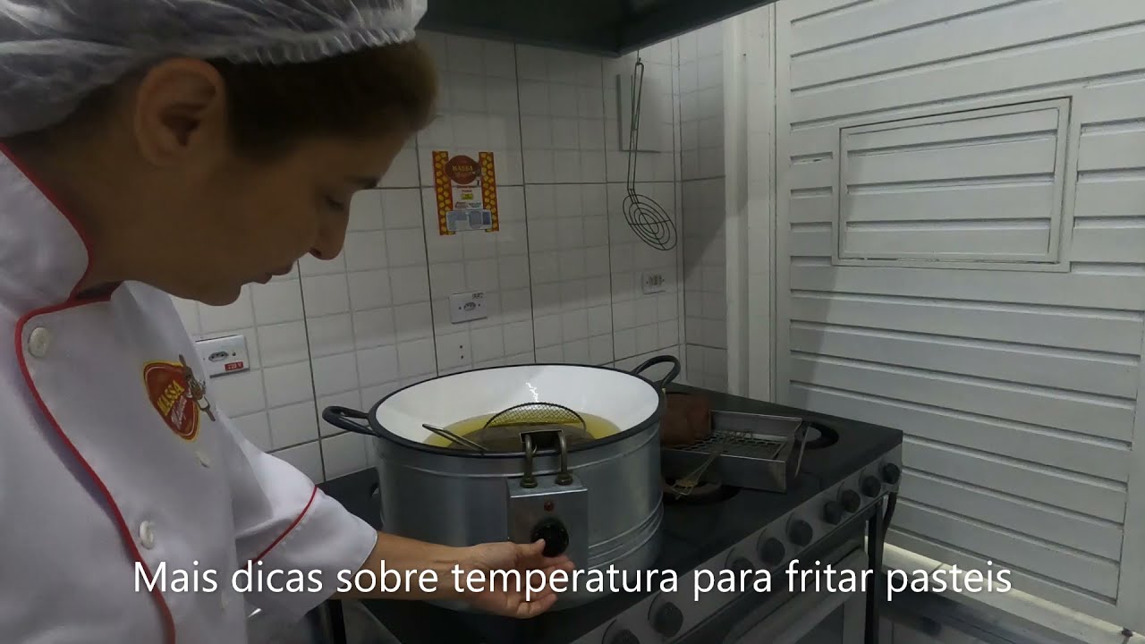 Outra dica sobre temperatura ideal para fritar past&eacute;is.