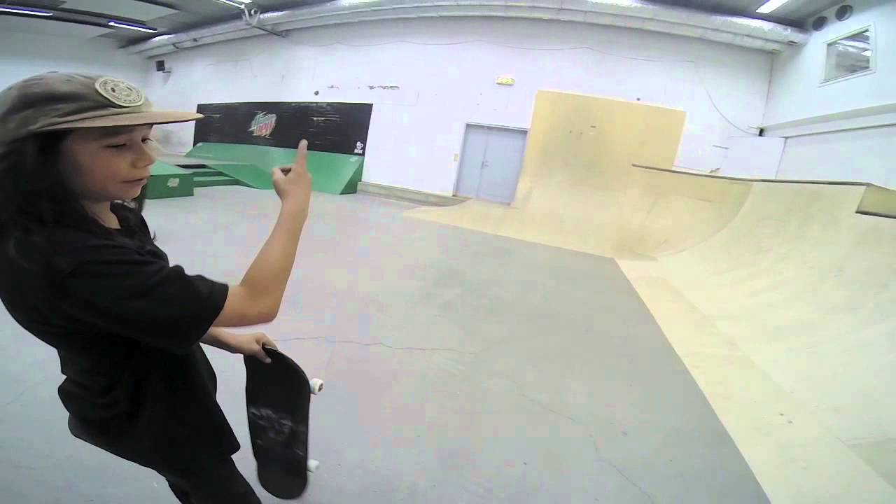 Rundtur med Gabbe i Fryshuset Stockholm Skatepark oktober 2014