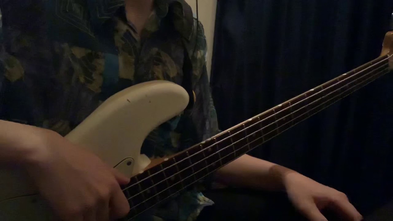 Knife (初音ミク•鏡音リン•鏡音レン) bass cover