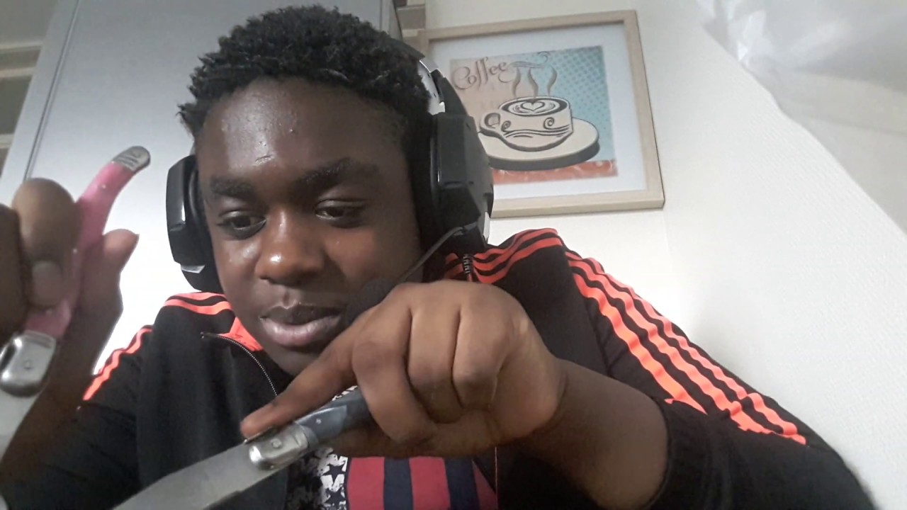 ASMR: Dégustations Merguez+Banane Plantin[ MOUTH SOUND] BRUIT DE BOUCHE