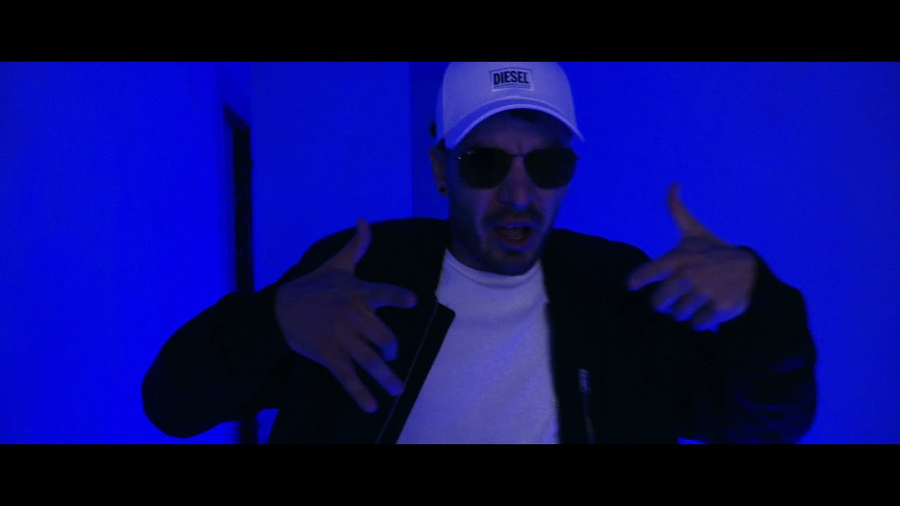 K N C Z I - FEKETE-FEH&Eacute;R (Official Music Video)