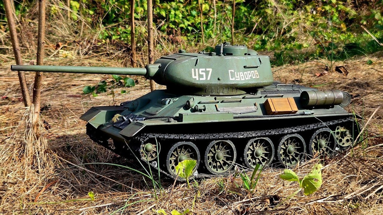 1/16 T-34/85 Tank by Heng Long