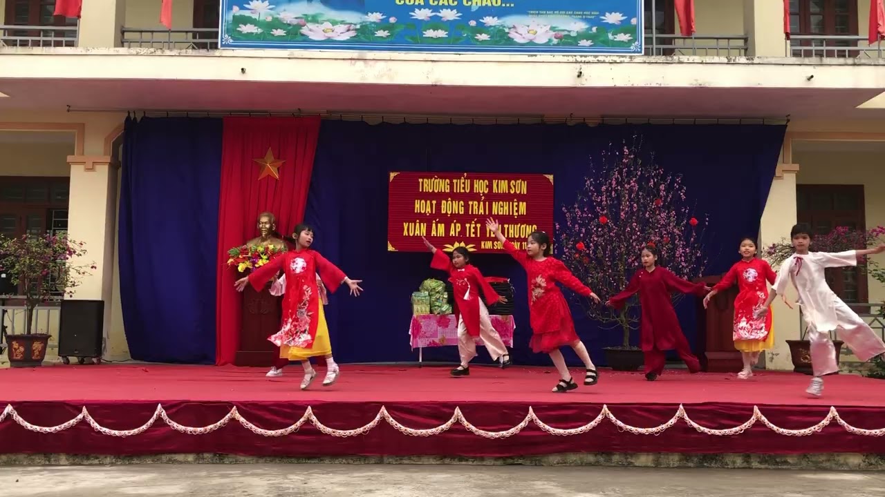 ngày 12 tháng 2, 2026
