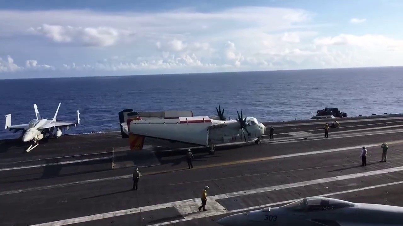Life at Sea: C2 Greyhound COD (Carrier Onboard Delivery)