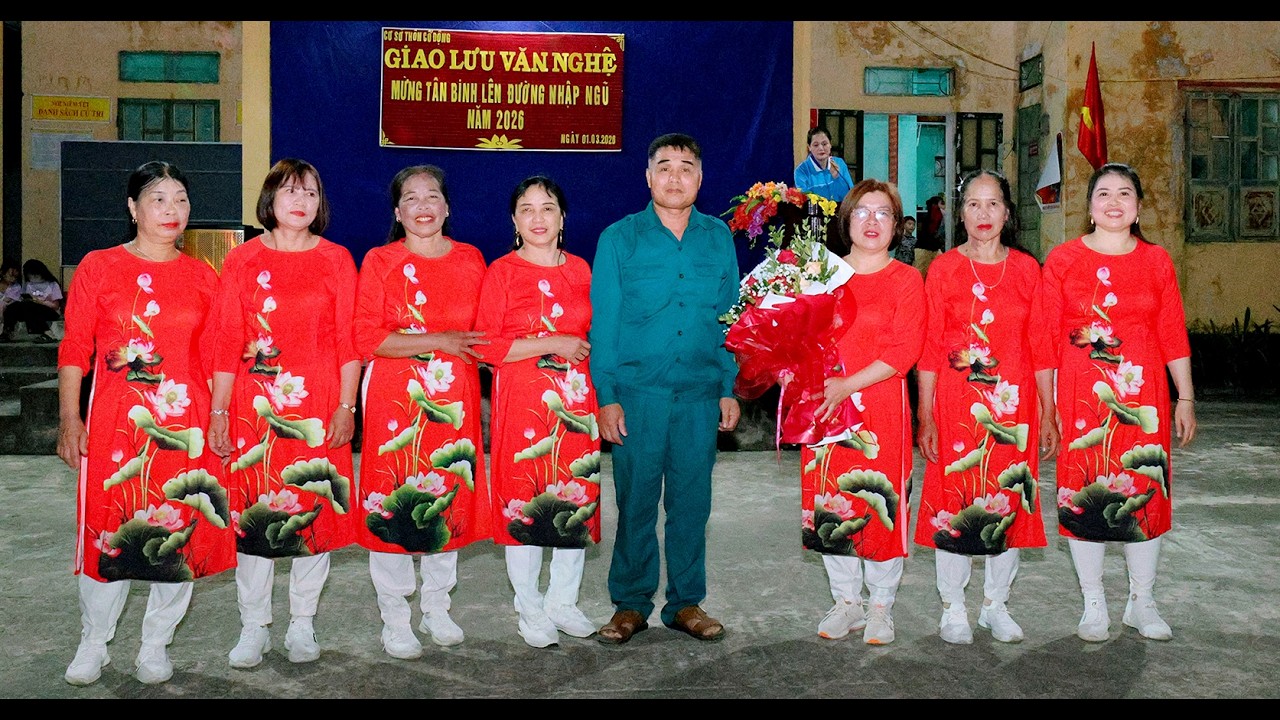 Phụ Nữ Thôn Cổ Động Chào Mừng Ngày Hội Tòng Quân Năm 2026