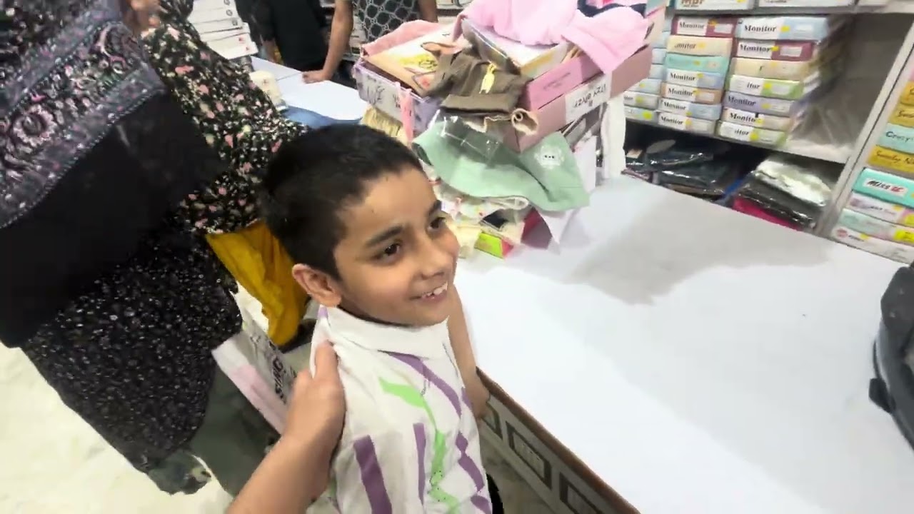 Eid ki shopping kar li 🙂￼