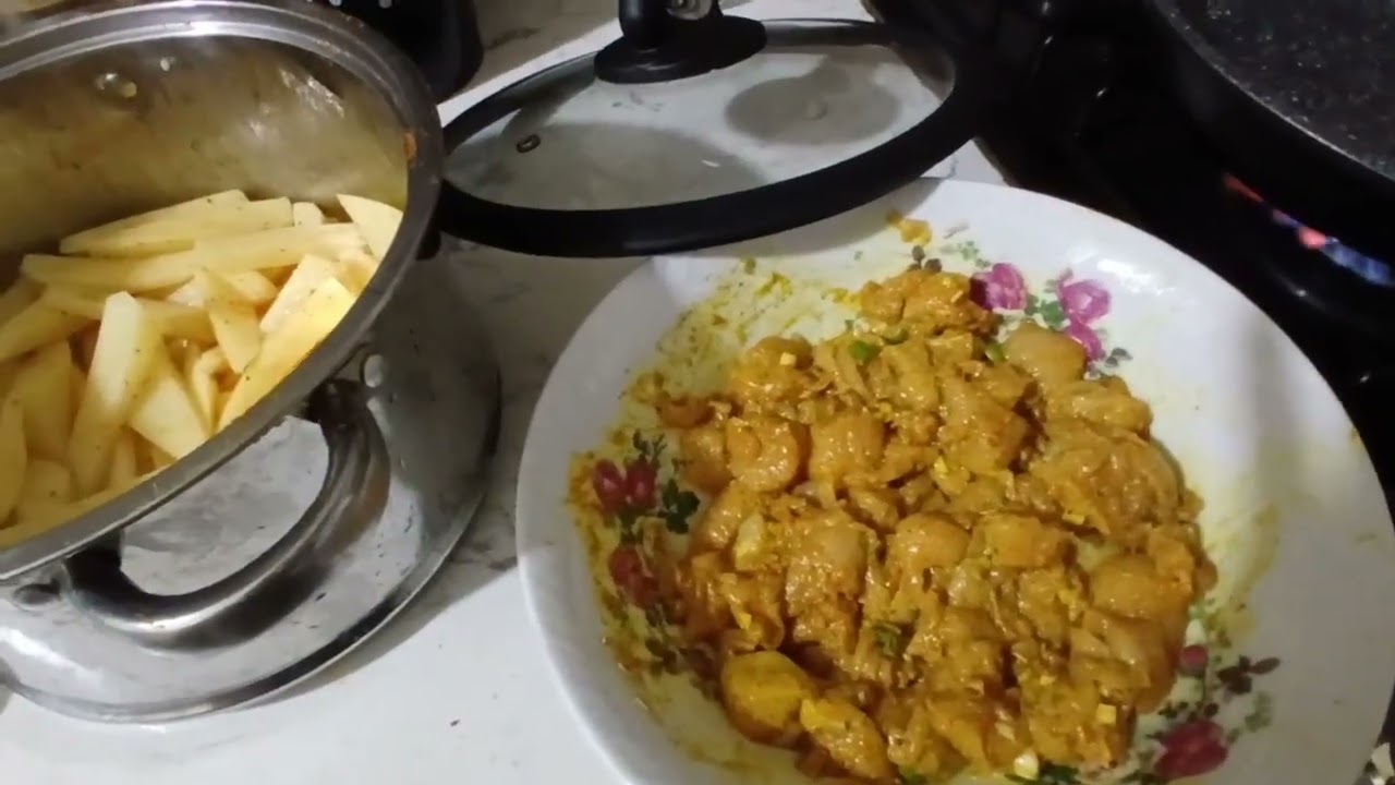 هيا معايا نديرو عشاء خفيف ضريف تاكوس مع بعض 😍🌮#عشاءلذيذ #اكسبلور #food #روتيني_اليومي #cooking 