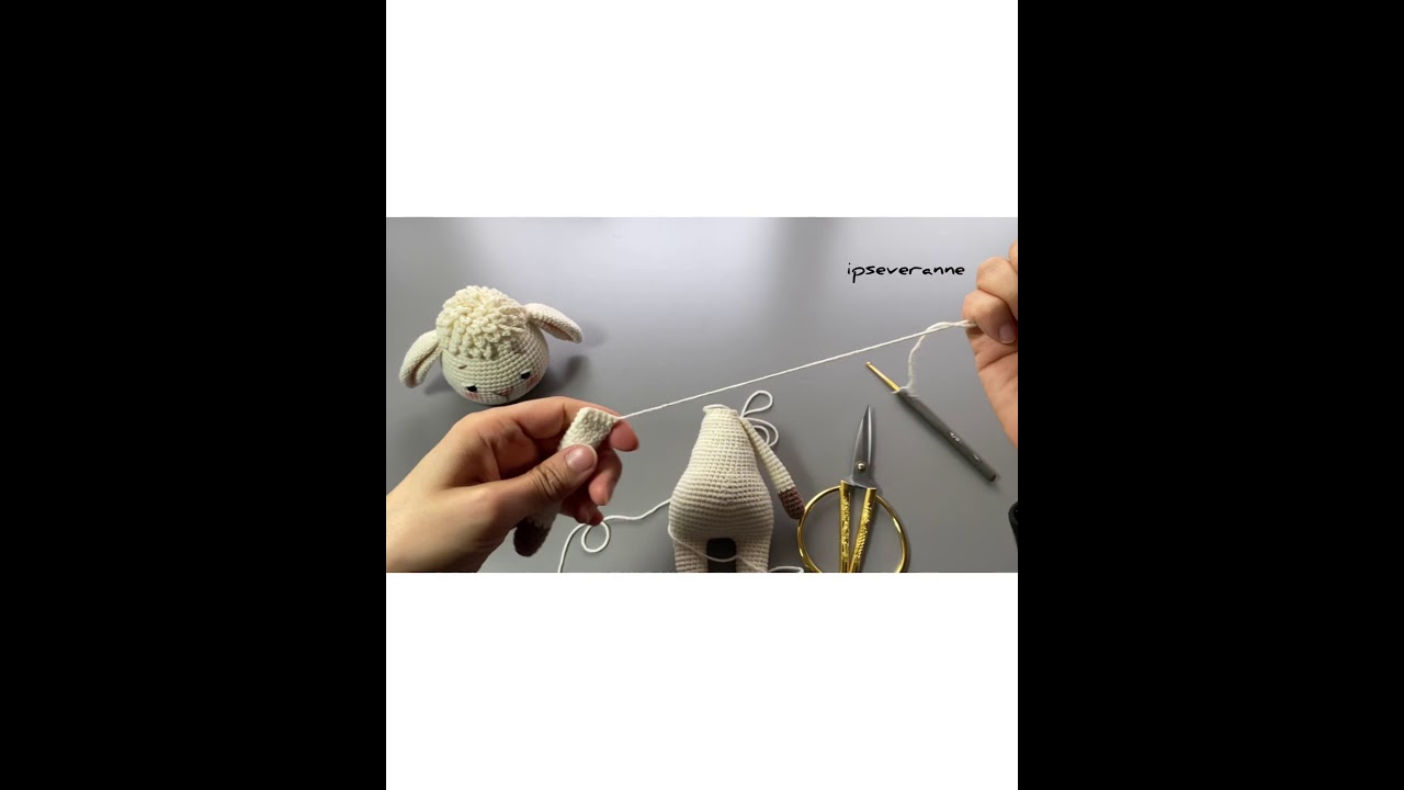 Amigurumi- Kol birleştirme ve dikimi Amigurumi- How to sew arms