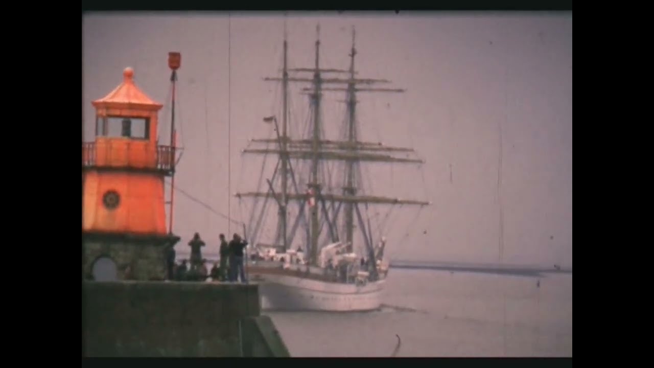 Gorch Fock in Emden im Juni 1975, (c) Dietrich Janßen, Emden