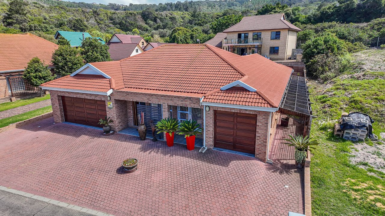 3 Bedroom For Sale - Great Brak River