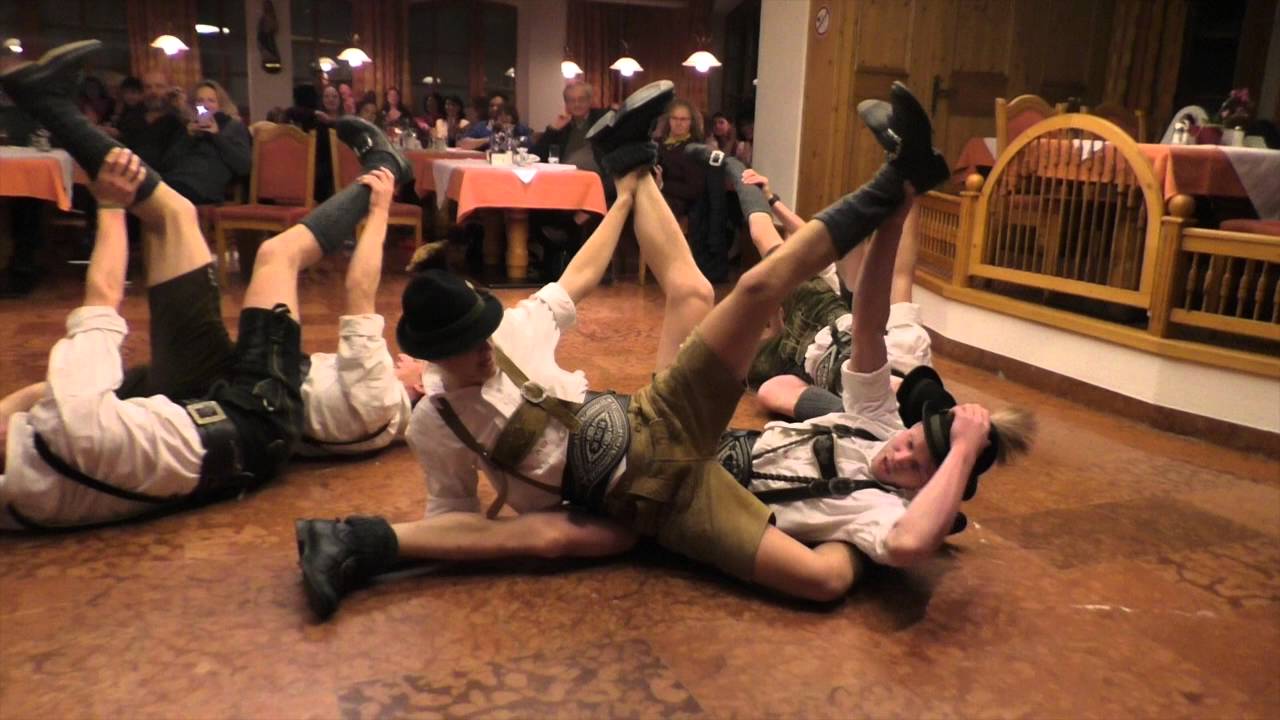 AUSTRIA TANZ MUZIEK DANS ZANG IN HOTEL SCHÖRHOF SAALFELDEN  VIDEO DEEL 2 BERT VAN DER WAL