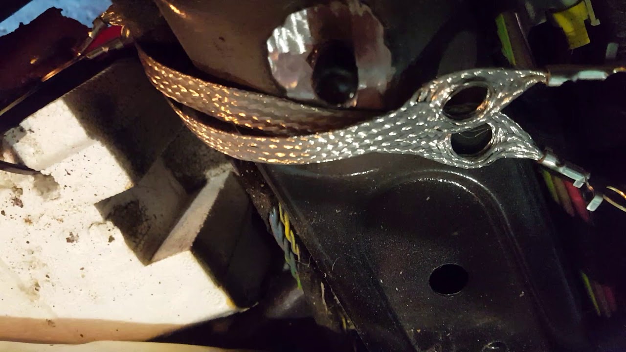 E46 02 BMW 325i Electrical Issue solved.