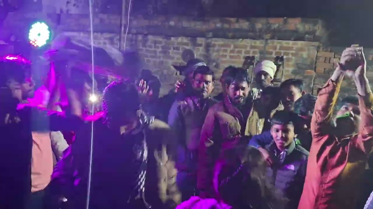 नजरों के तीर ना मारें हो नजरों
