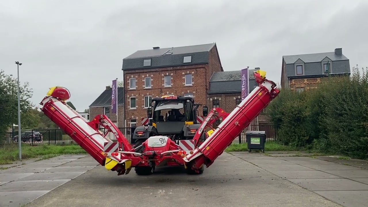 P&ouml;ttinger Novacat Triplemower - Auction 40237-2013