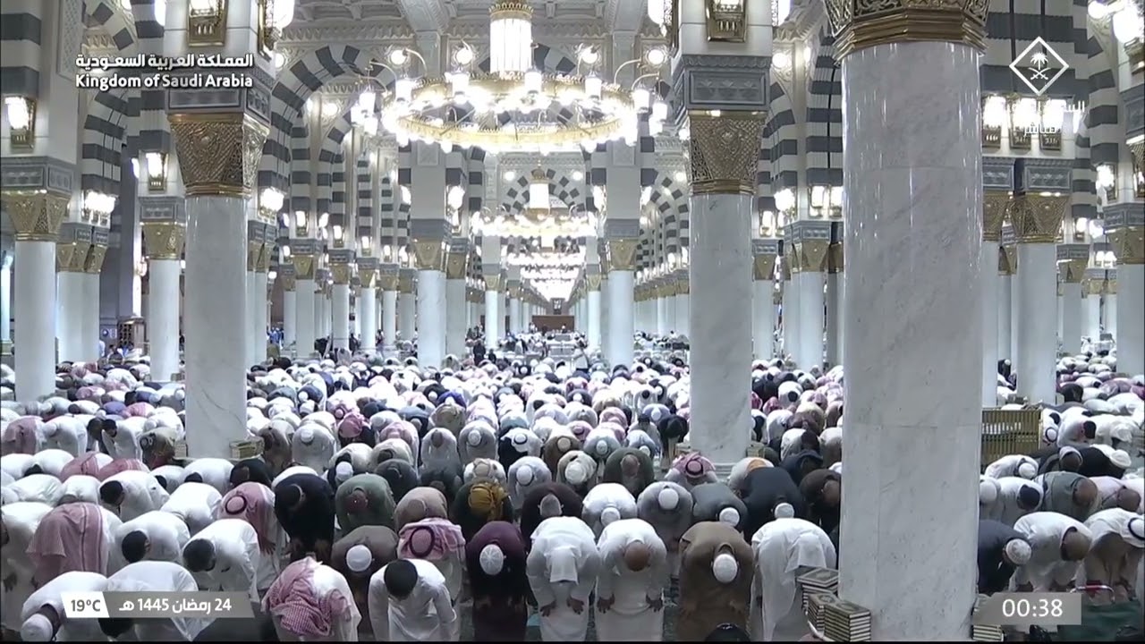 صلاة التهجد من المسجد النبوي الشريف بالمدينة المنورة ليلة 24 رمضان  1445هـ