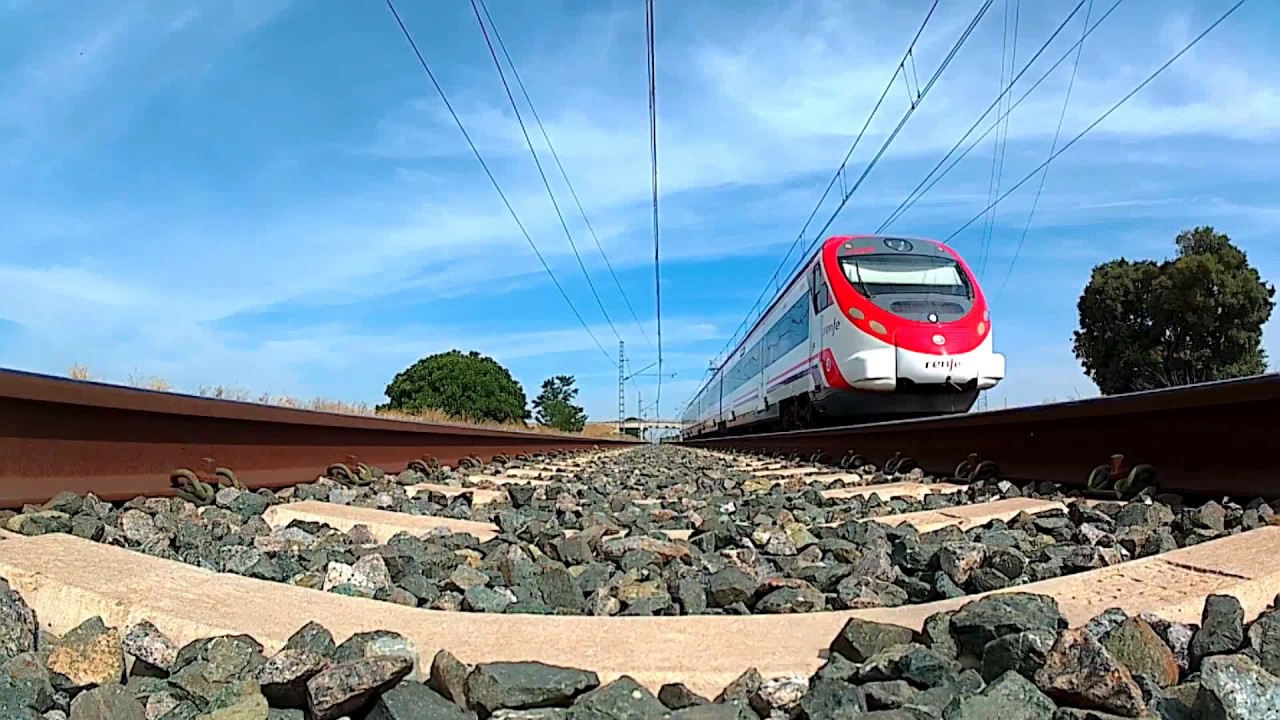 (HD) Dos Renfe MD s449, dos Renfe Civia xxxM , Renfe MD s599, doble Renfe AVE Alvia S130