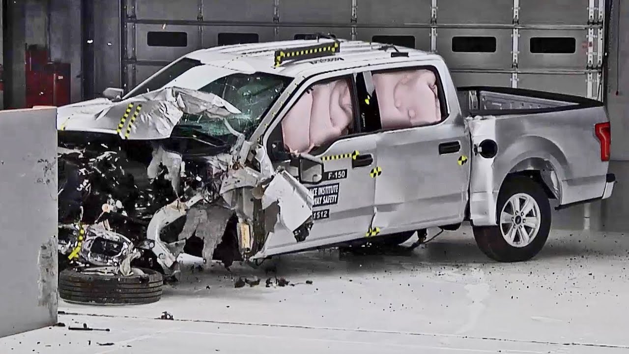 CRASH TEST Ford F150 Supercrew and Supercab