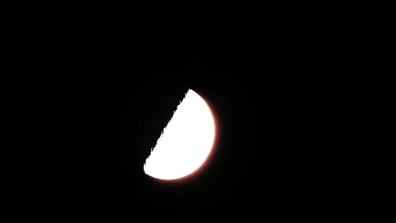 La lune et Jupiter et une étoile , le 24 Février 2026 !