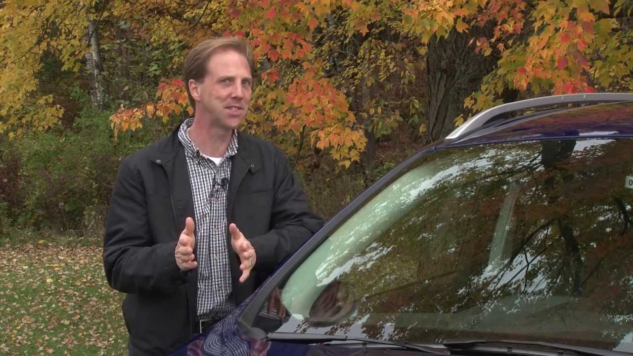 2014 Ford Escape - TestDriveNow.com Review by auto critic Steve Hammes