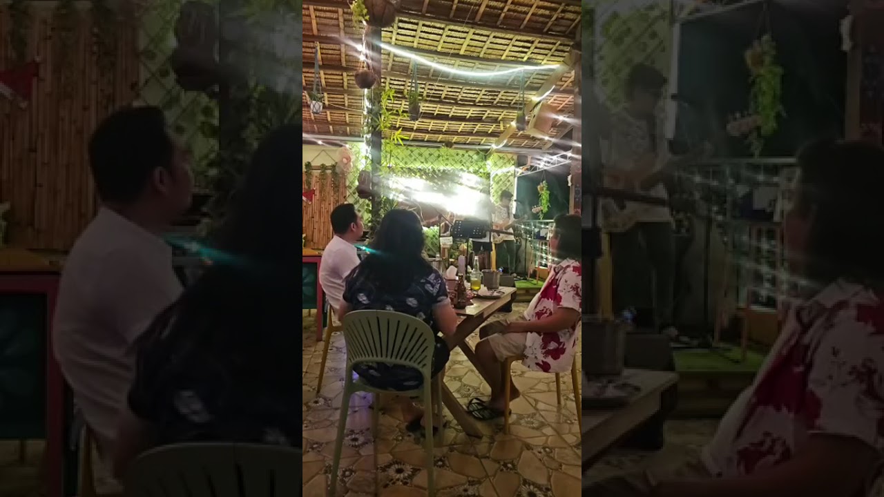 Exit Bar @Bora