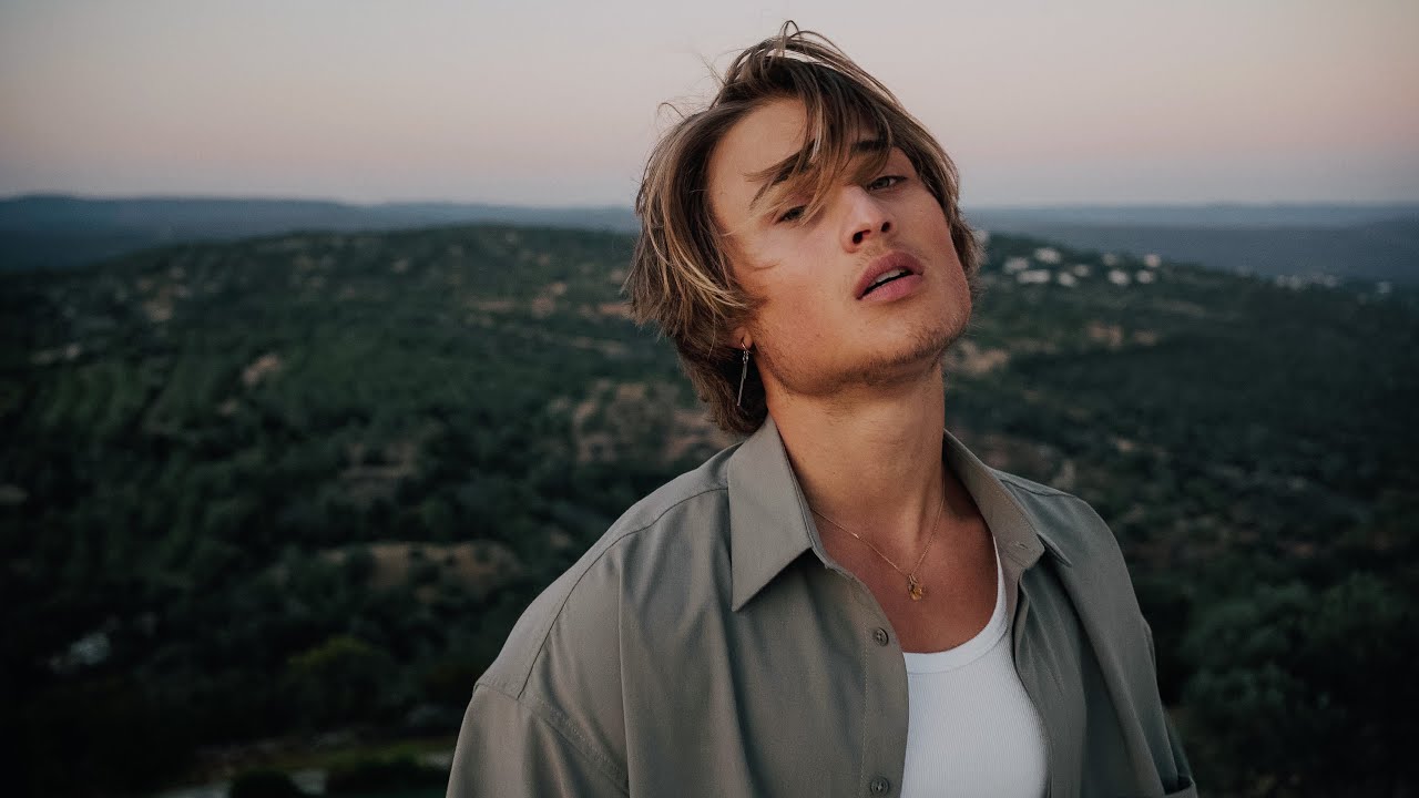 Jonatan Haller - Talk To Me (Official Music Video)