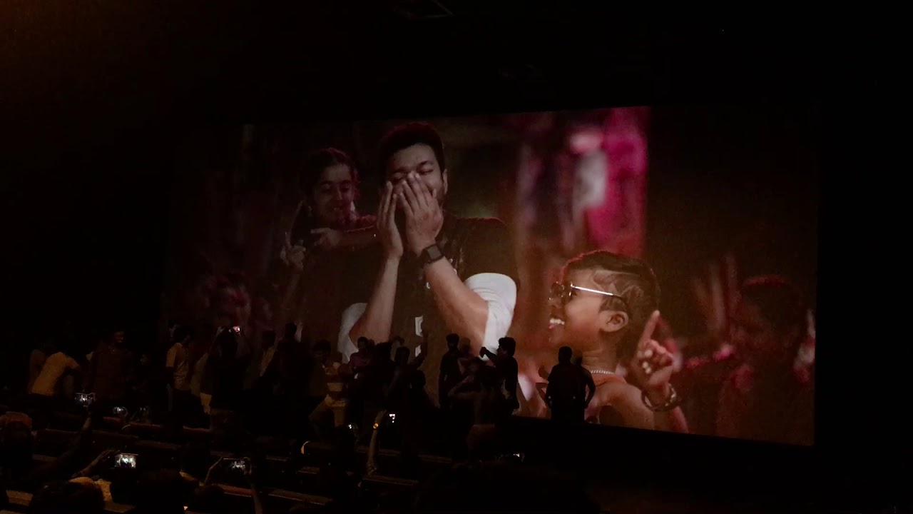 Bigil - Verithanam Song theatre response FDFS | audience response