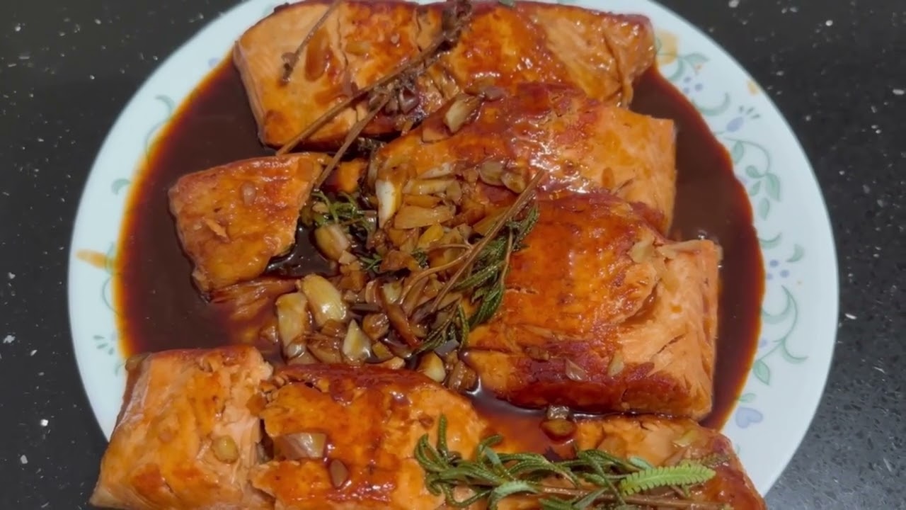 研究,檢視了全球飲食，發現一個相當明顯的事實,大多數人攝取的 Omega 3 脂肪酸並不足夠。這些是身體依賴的好脂肪,從腦力、健康的心臟、銳利的視力，到光滑有韌性的肌膚。身體無法自行製造Omega-3