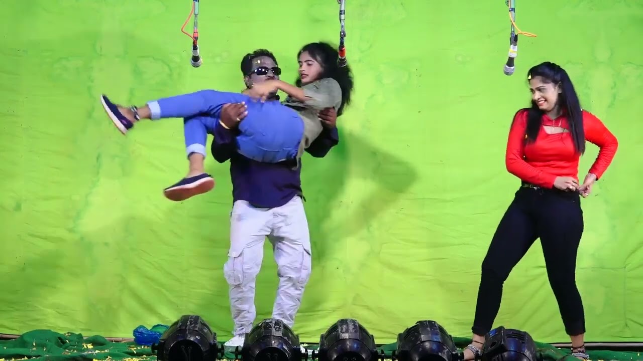 Ranga ranga singa ranga (Rayudu Bhari sini setting)