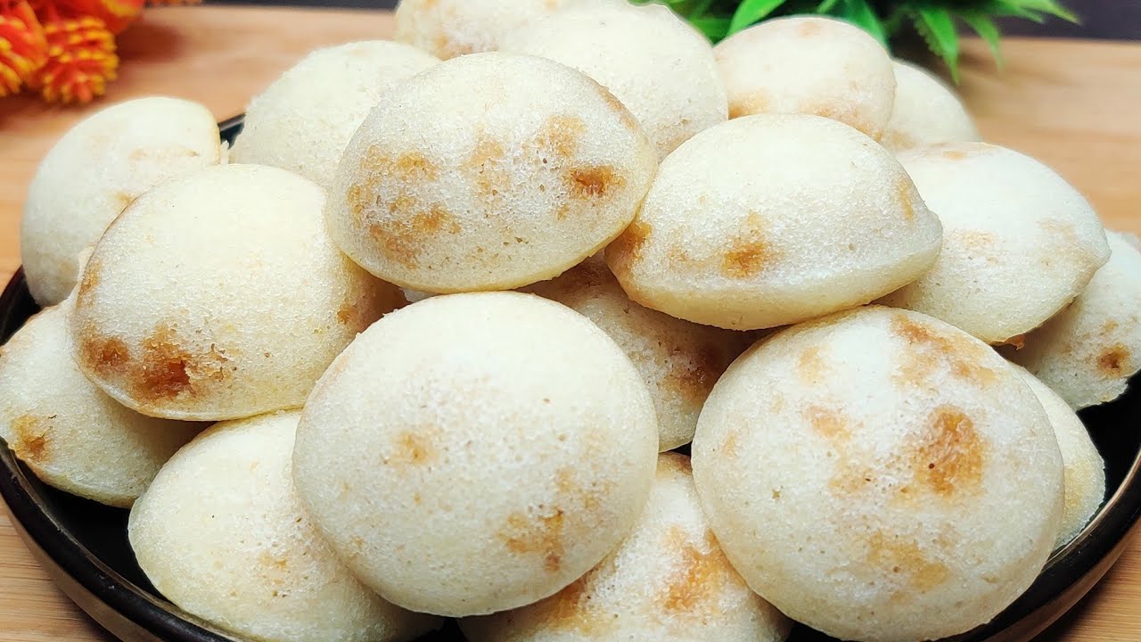 সুজি দিয়ে তৈরি এই নরম পিঠার স্বাদ একবার খেলে ভুলতে পারবেন না মুখে দিলেই মিলিয়ে যাবে | pitha recipe