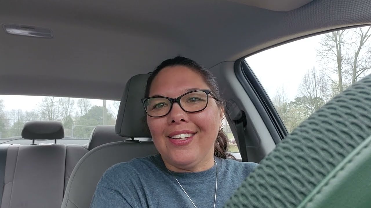 Excited about volunteering. #animalshelter #animals #allkindsofanimals #like #subscribetomychannel
