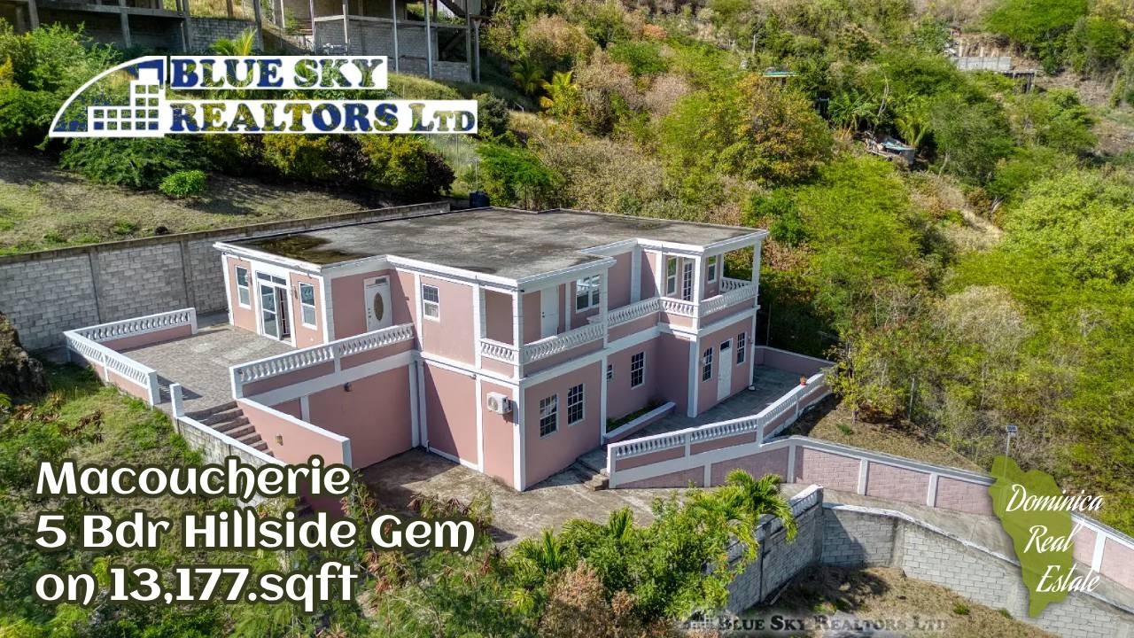 Macoucherie - 5 Bedroom Sea View Hillside Gem