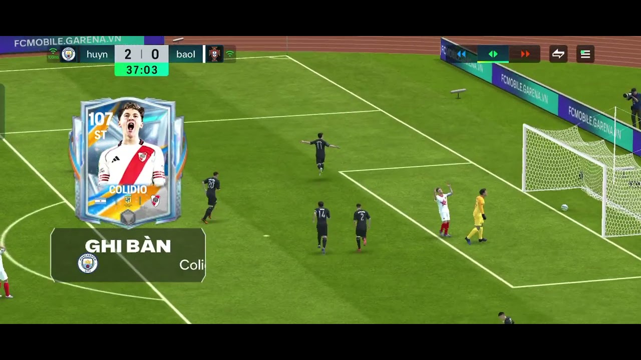 Chơi đá bóng.tên game đây:fc mobie vn