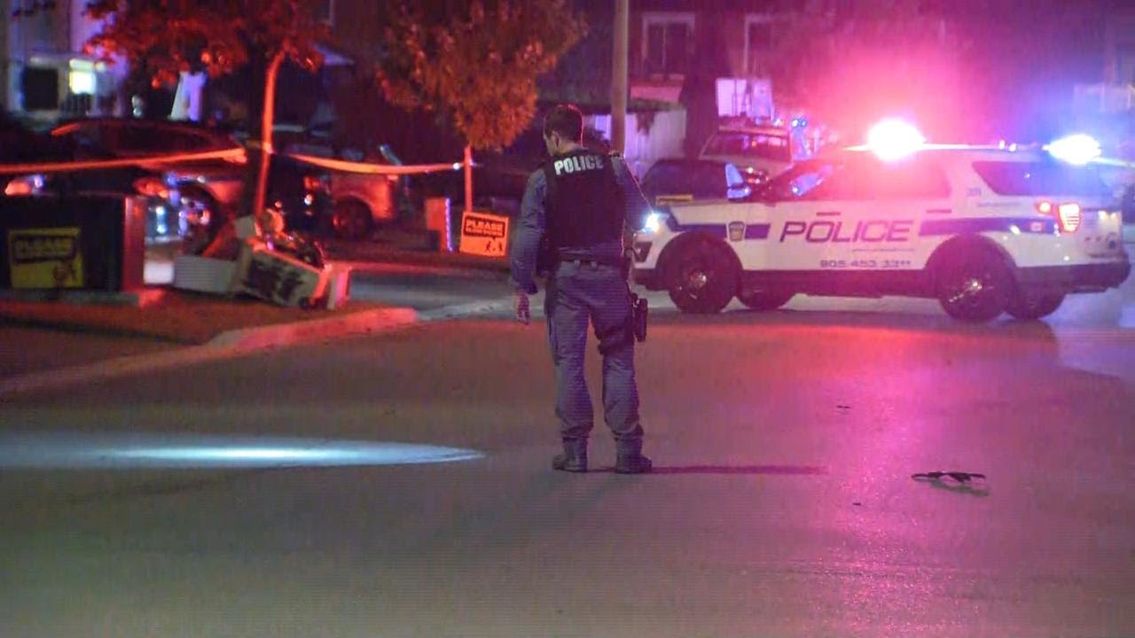 Man in his 20s injured in Mississauga shooting overnight