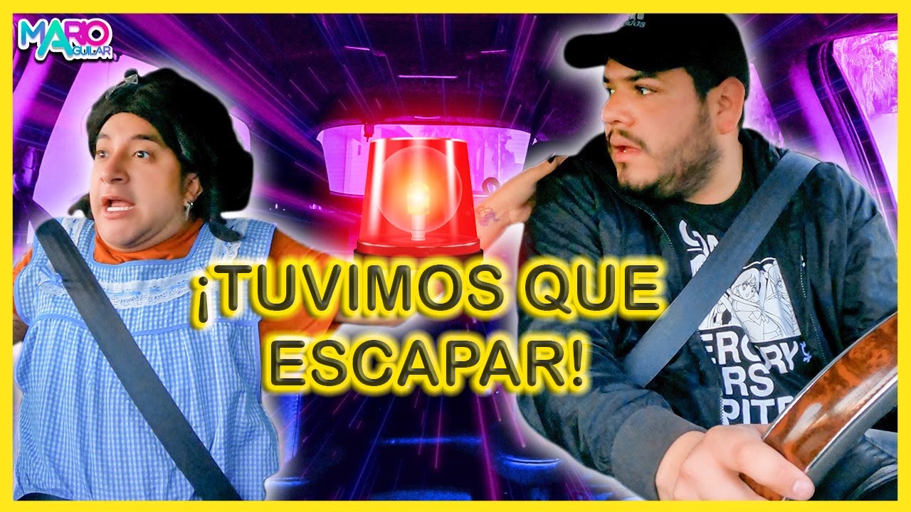 Mi MADRE me enseña a manejar 😲 Me paro la POLICÍA 👮‍♂️ | Mario Aguilar