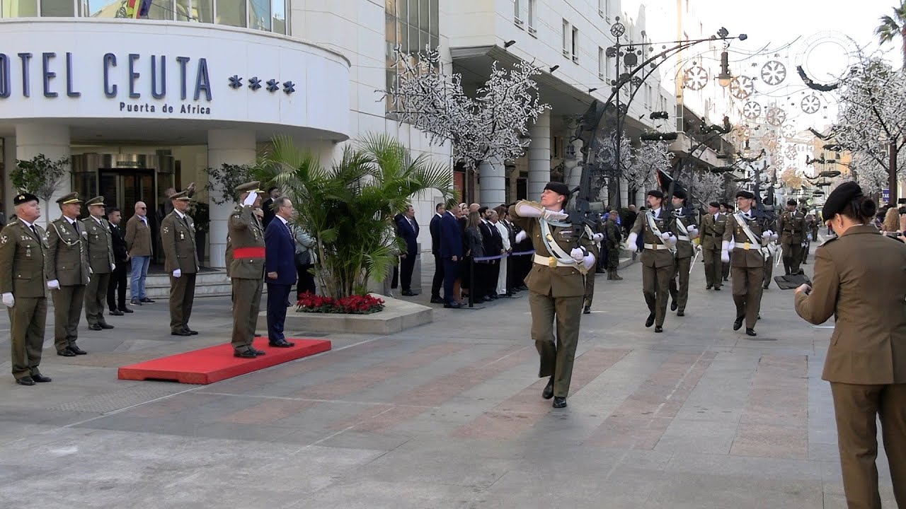 El Regimiento de Caballería Montesa nº3 de Ceuta recibe la Medalla de Plata de la Ciudad