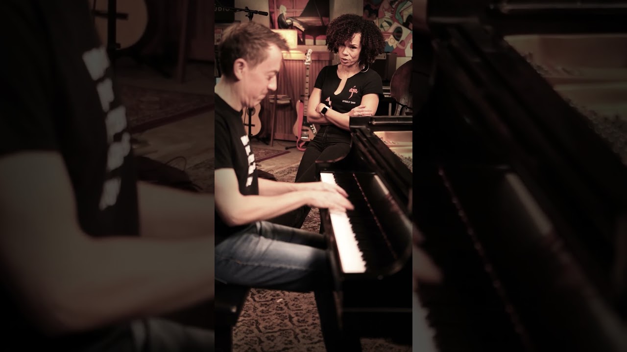 Accompanying A Singer... The RIGHT Way!