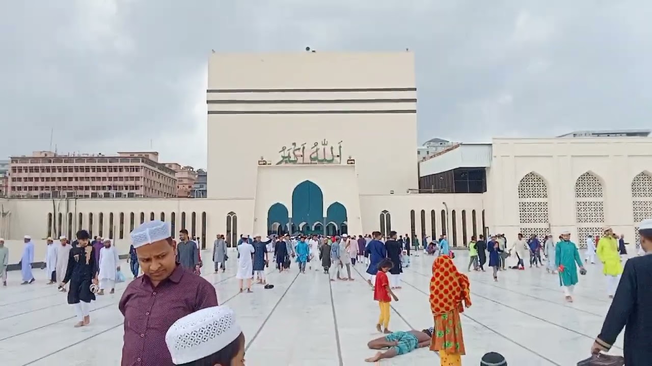 Traditional Jummah Celebrate In The City Of Mosques / Baitul Mukarram National Mosque / Dhaka City
