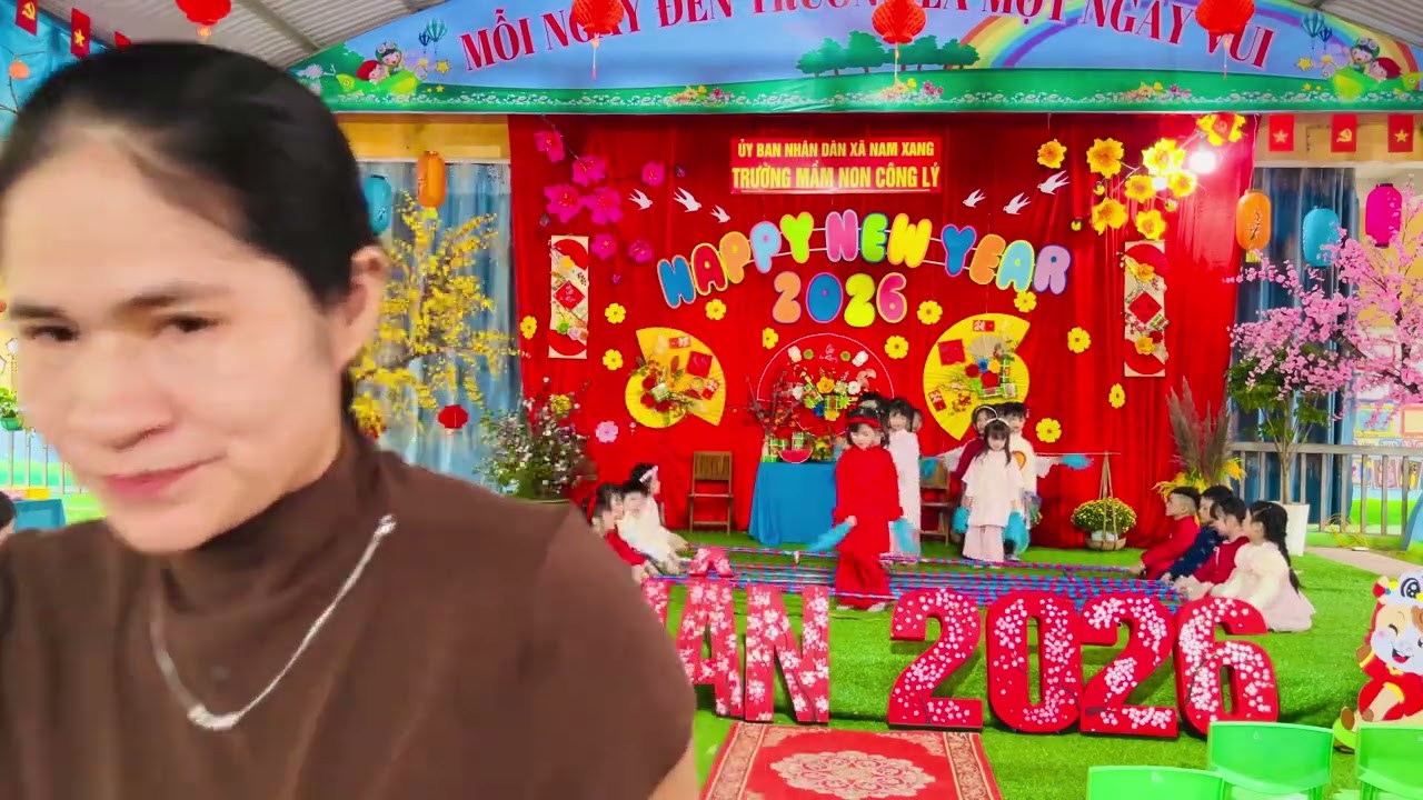 Múa sạp - Lớp B5