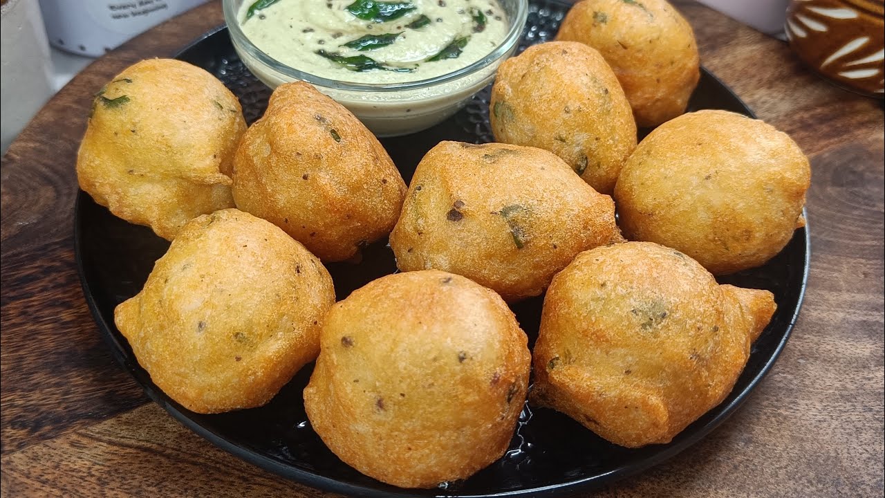 Super crispy Mash ka Bonda with Chutney | Hotel Style Urad dal bonda famous south recipe 