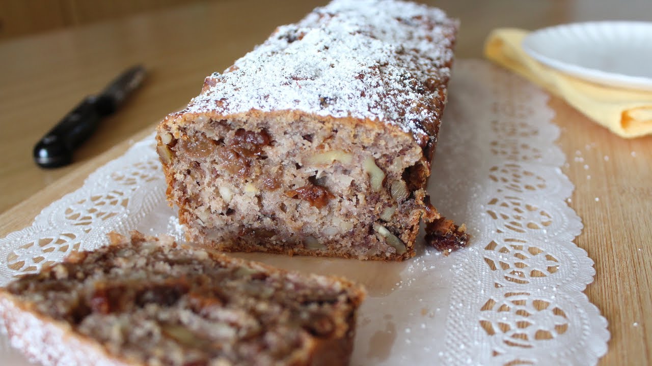 Torta banana, noci e avena. Banana bread senza uova, burro né lievito. Facile e veloce.